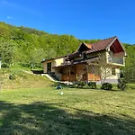 Lux Nature Villa *